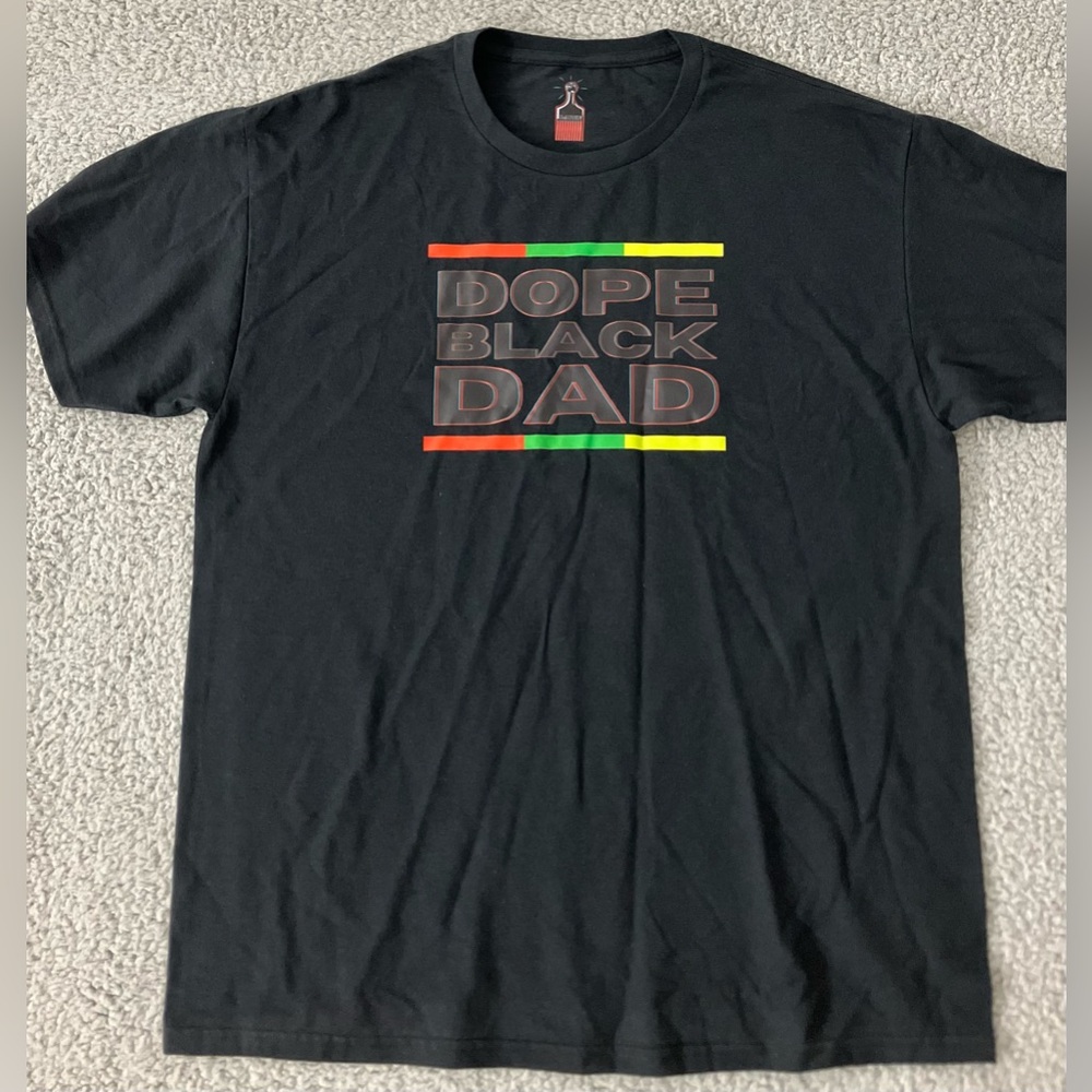 “Dope Black DAD” Bold Red Yellow Green Men’s Black Tee NWT